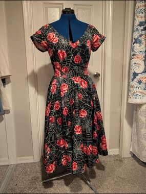 Vixen By Micheline Pitt Spider Web And Pink Rose Dress
